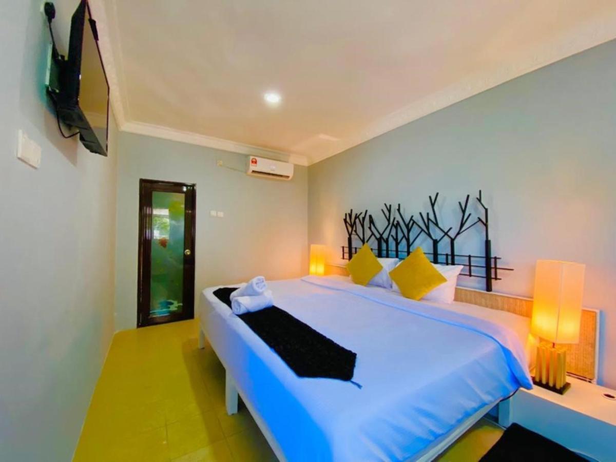 Fat Mermaid Guesthouse Пантай-Сенанг Экстерьер фото