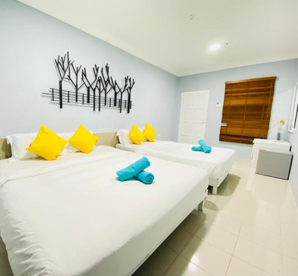 Fat Mermaid Guesthouse Пантай-Сенанг Экстерьер фото